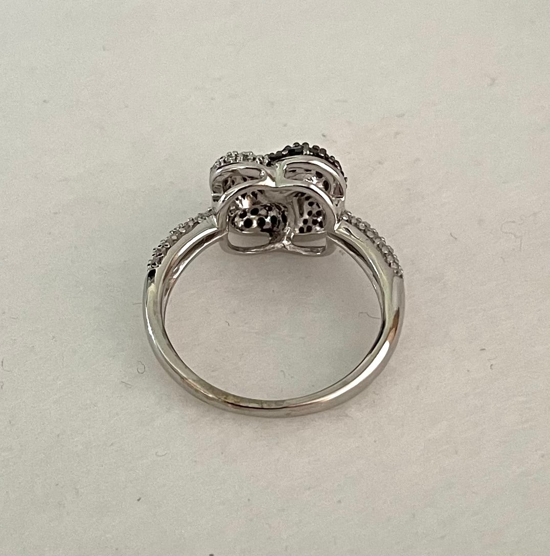 Wonderful Estate Black & White Diamond Pinwheel Set 1.50 cts tw In 10K White Gold