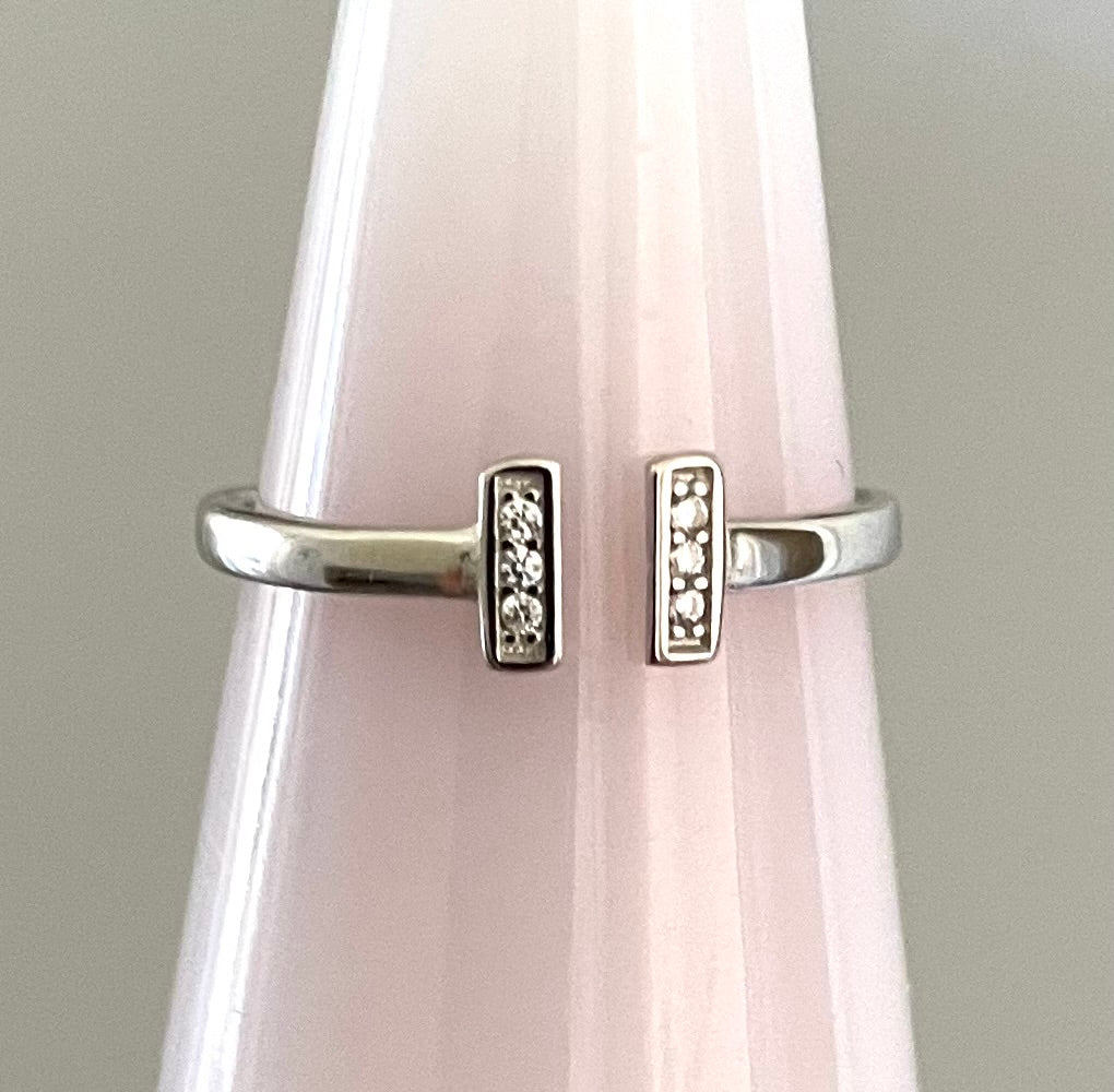 A Limited Edition Sparkly Dainty T Ring Solid 925 Sterling Silver