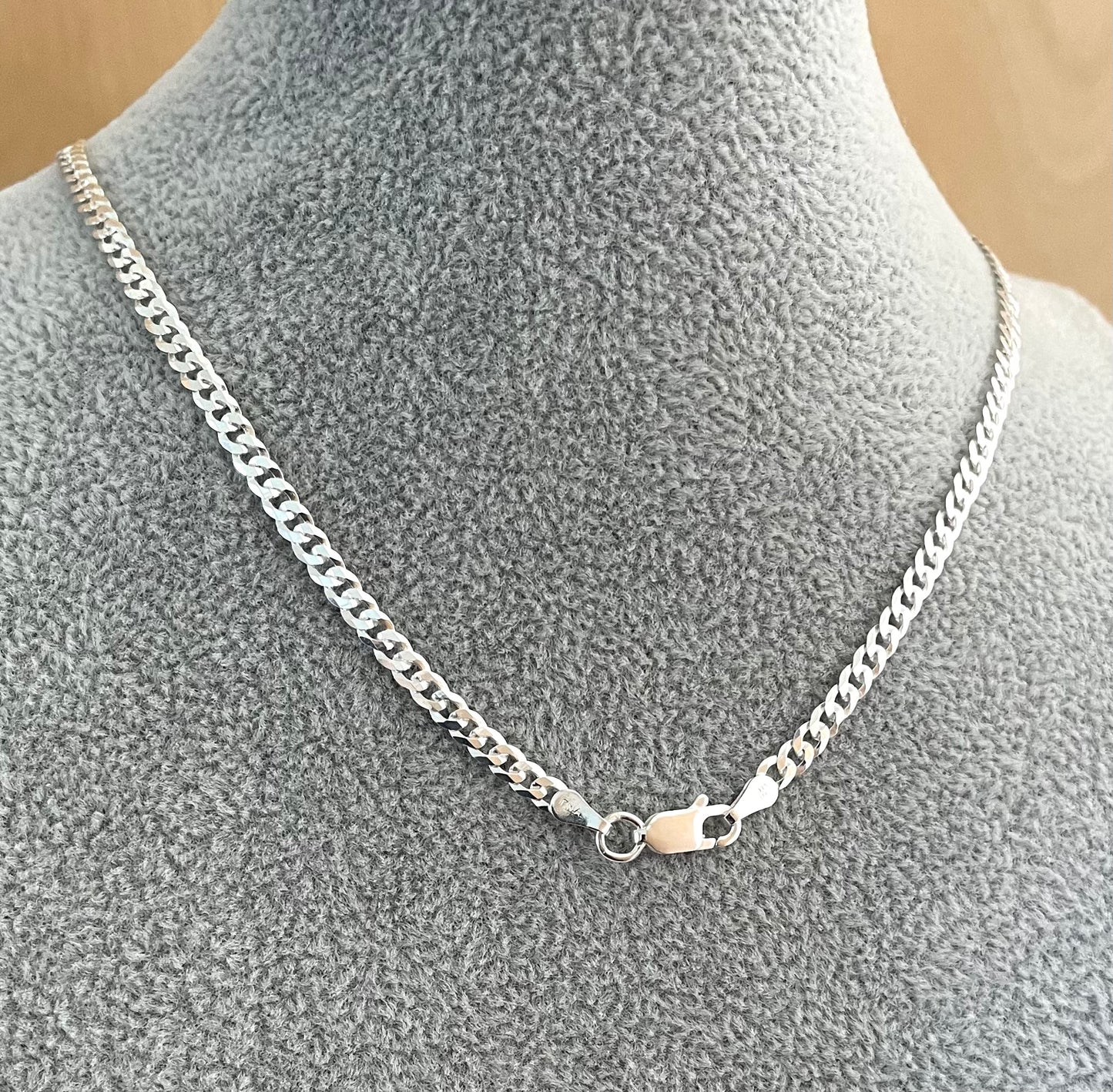 A Limited Edition Sparkle Snowflake Necklace Solid 925 Sterling Silver Italy