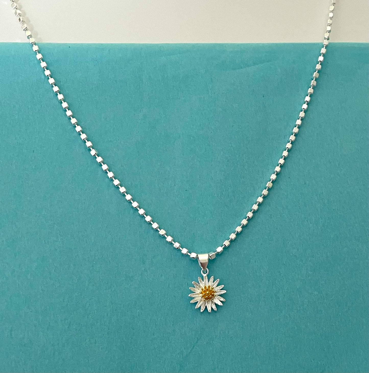 A Limited Summer Edition Sunflower On Cubes Necklace Solid 925 Sterling Silver Italy