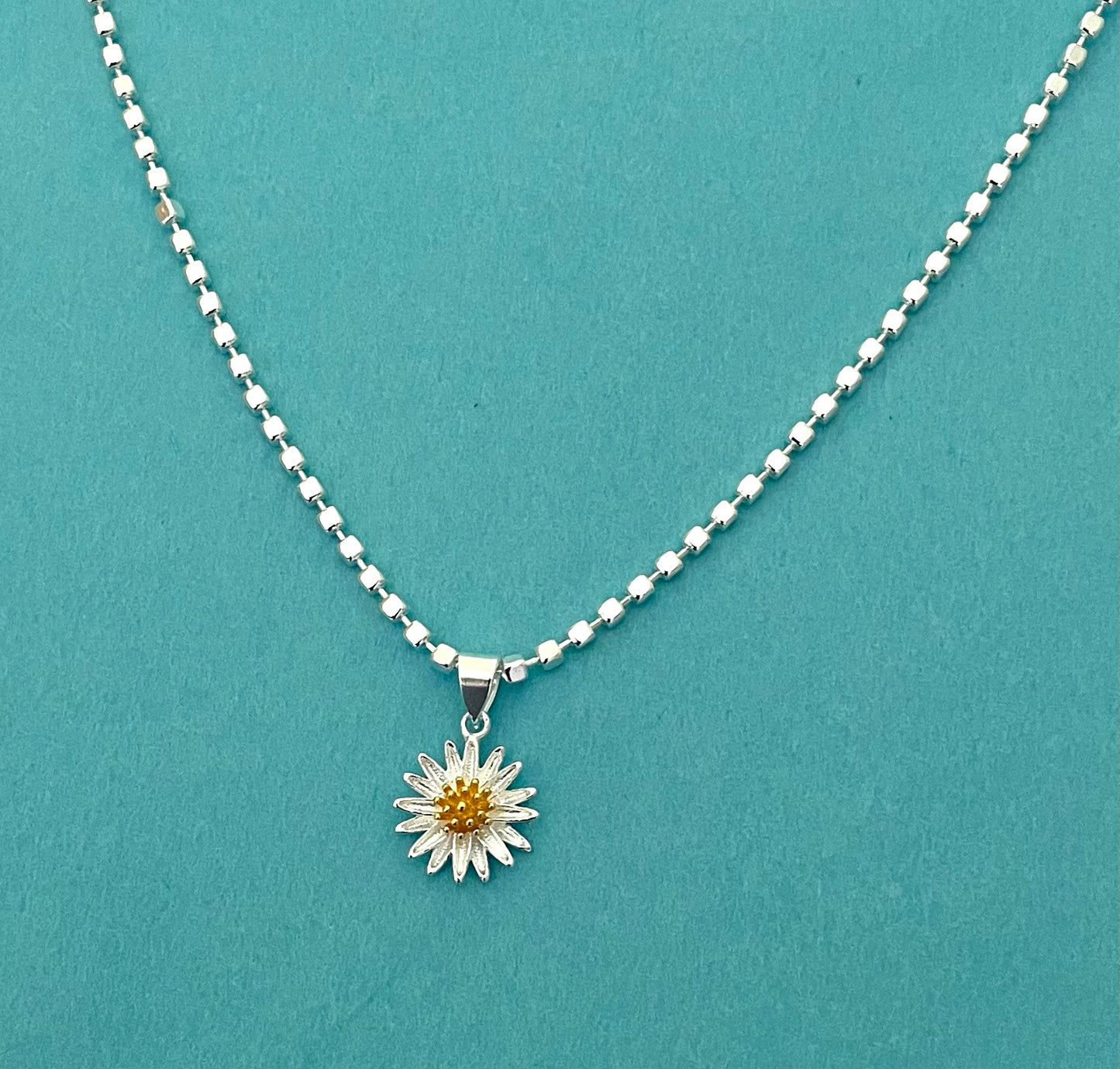 A Limited Summer Edition Sunflower On Cubes Necklace Solid 925 Sterling Silver Italy