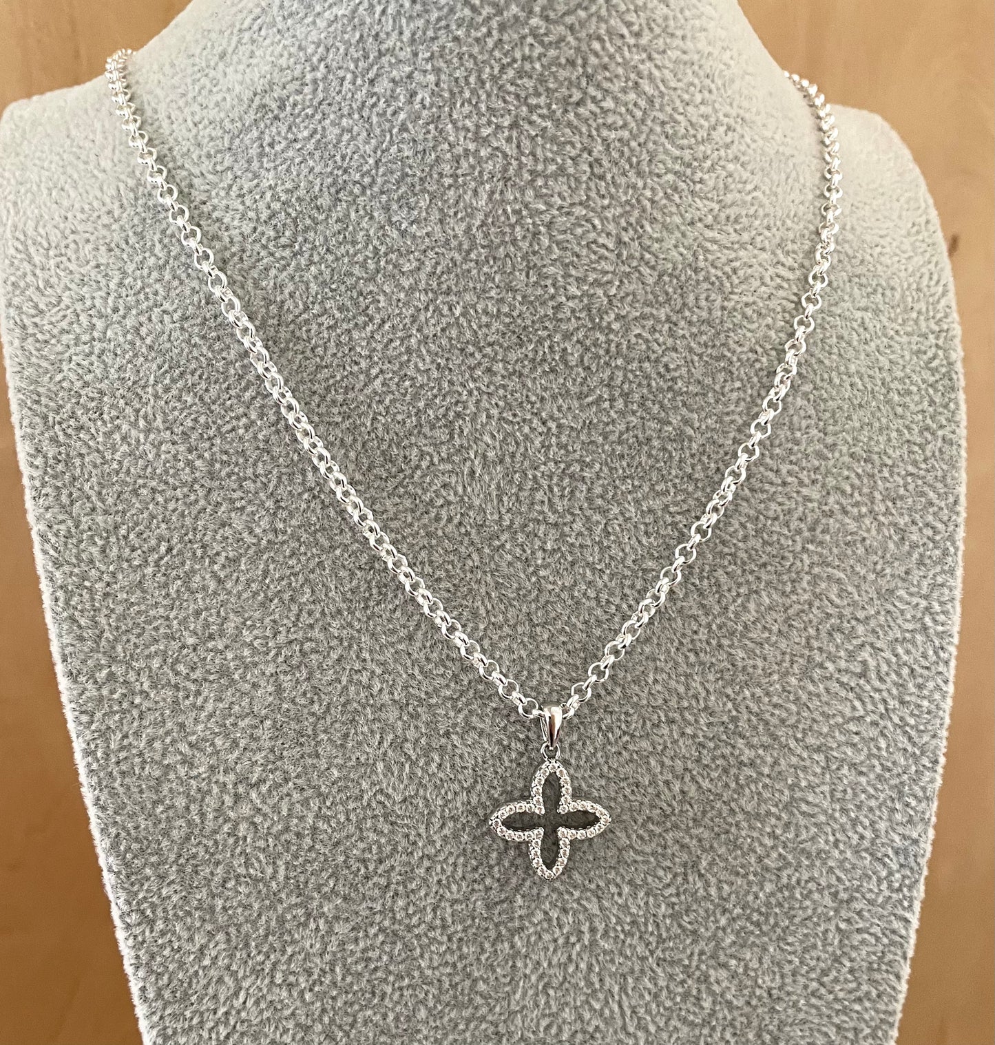 A Luxury Sparkly Rolo Clover Necklace Solid 925 Sterling Silver Italy