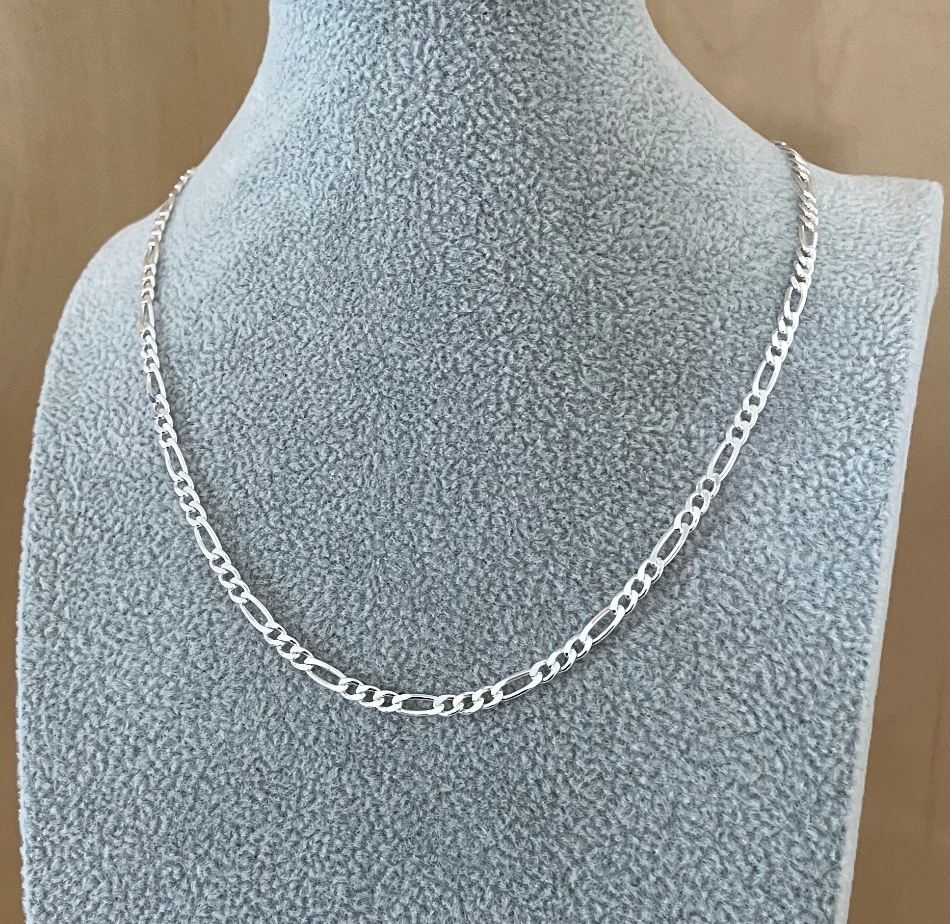 solid 925 sterling silver figaro necklace on neck display