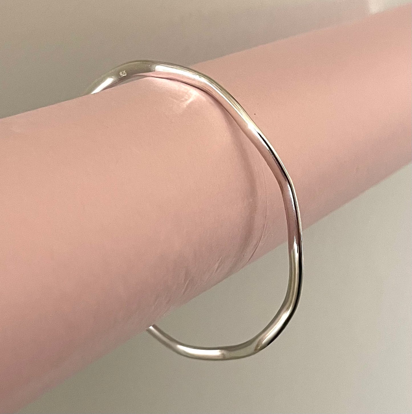 Bangle Wavy Design Petite Size Solid 925 Sterling Silver