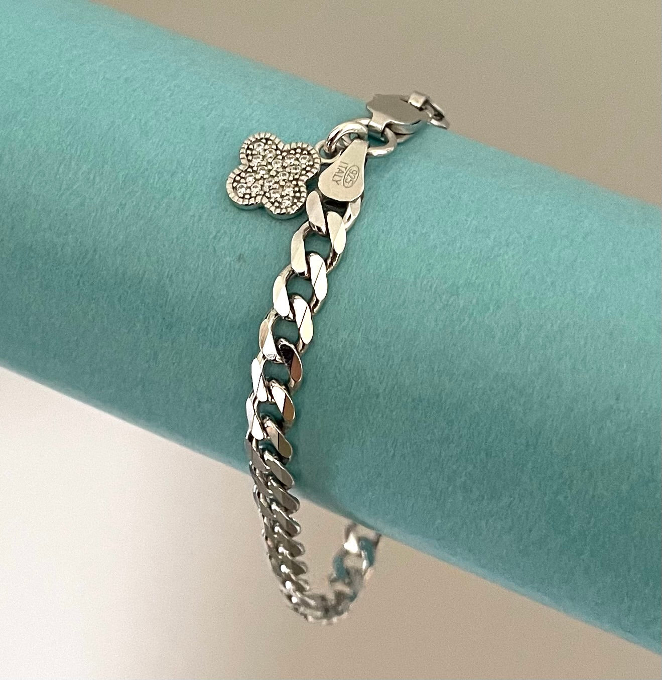 A Luxury Bold Clover Bracelet Solid 925 Sterling Silver Italy