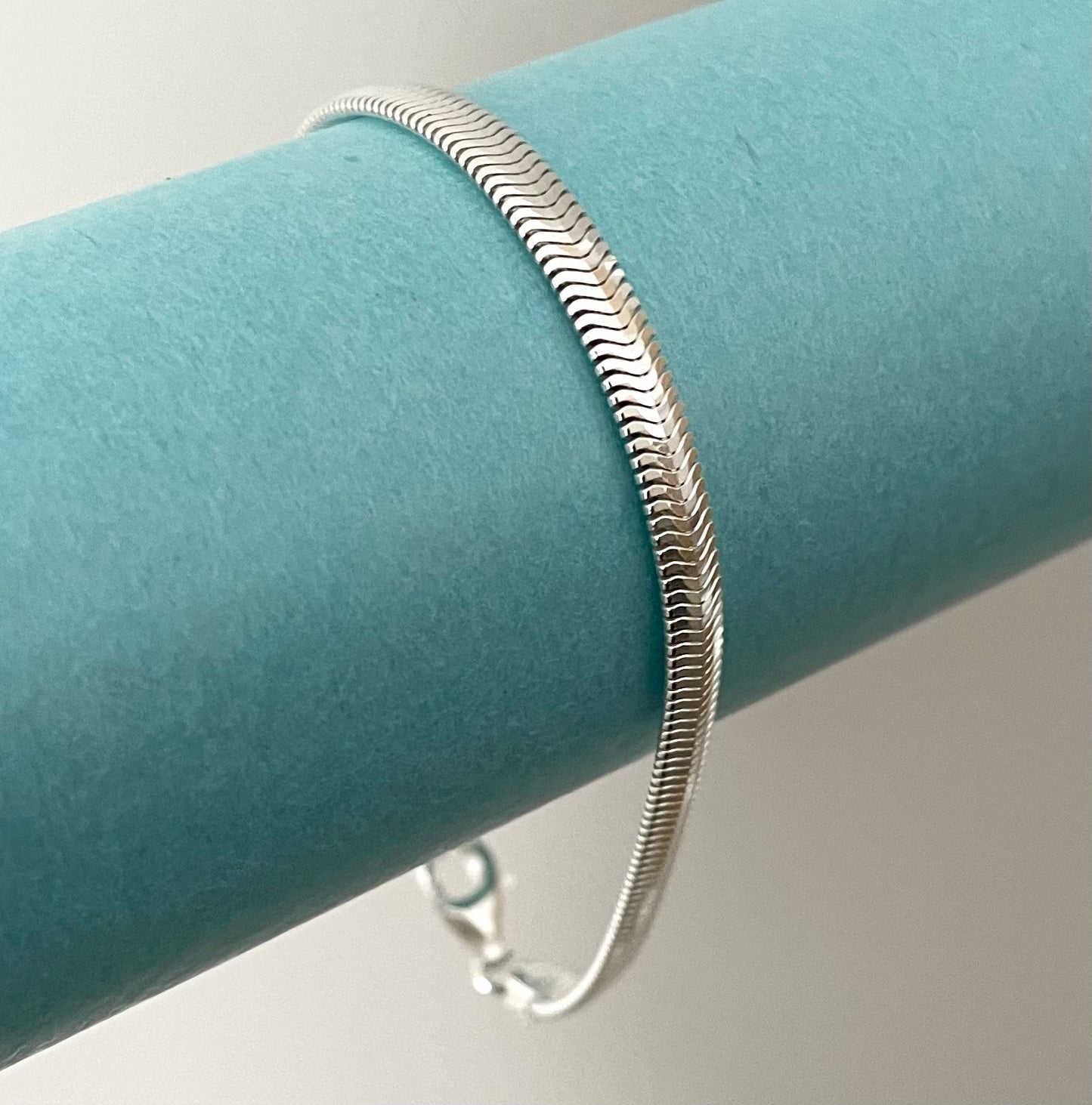 A Holiday Glam Oval Snake Bracelet Solid 925 Sterling Silver Italy