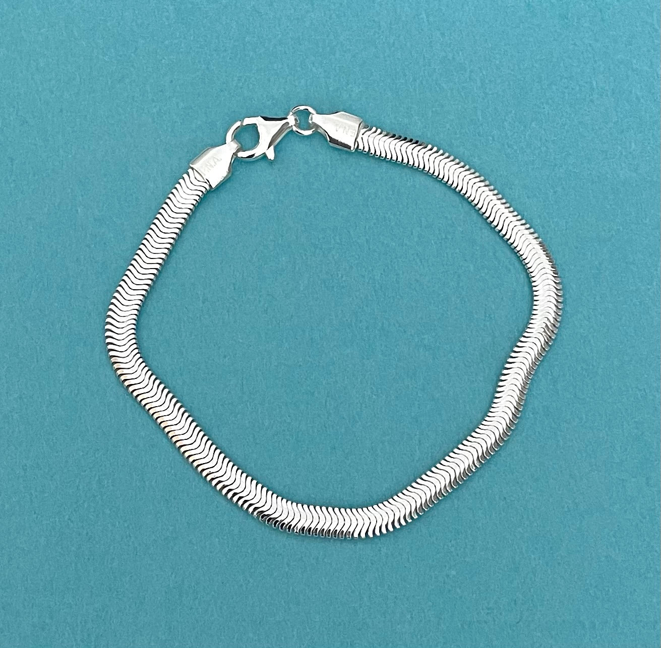 A Holiday Glam Oval Snake Bracelet Solid 925 Sterling Silver Italy
