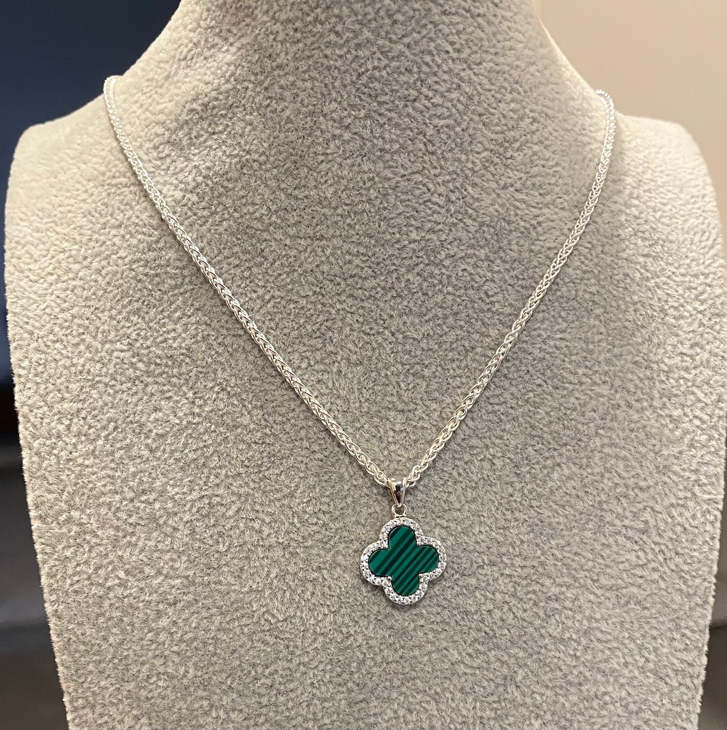 A Holiday Glam Clover Necklace Solid 925 Sterling Silver Italy