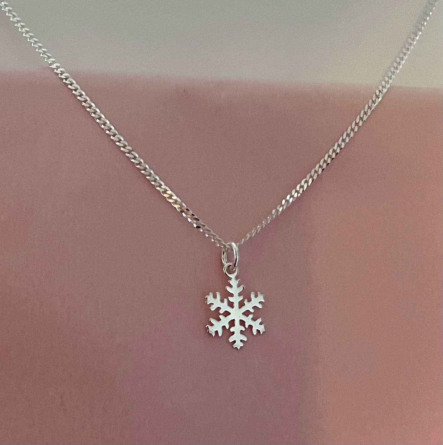 A Holiday Special Snowflake Necklace Solid 925 Sterling Silver Italy