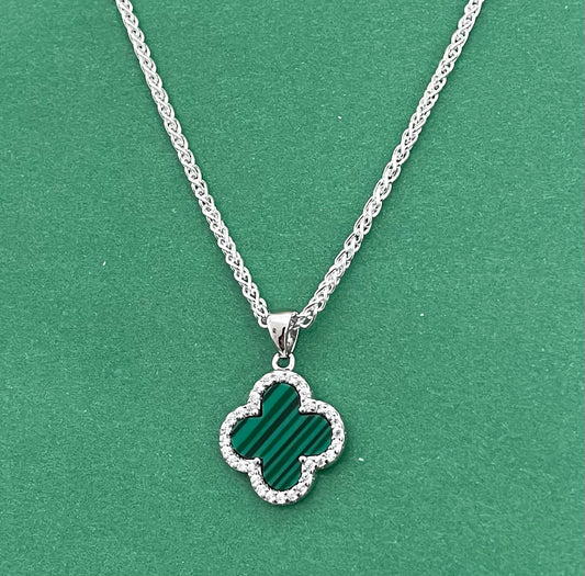 A Limited Edition Clover Necklace Green Malachite Solid 925 Sterling Silver Italy