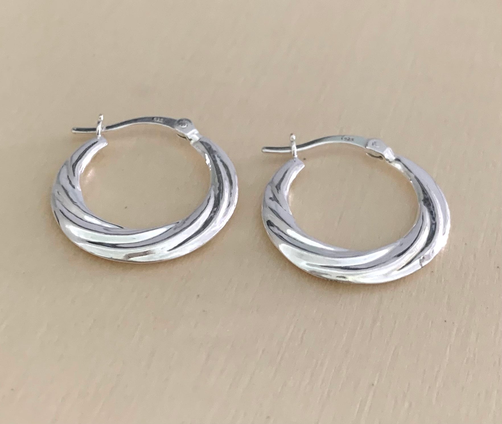 Earrings Twist Hoops 20mm Light Weight 925 Sterling Silver