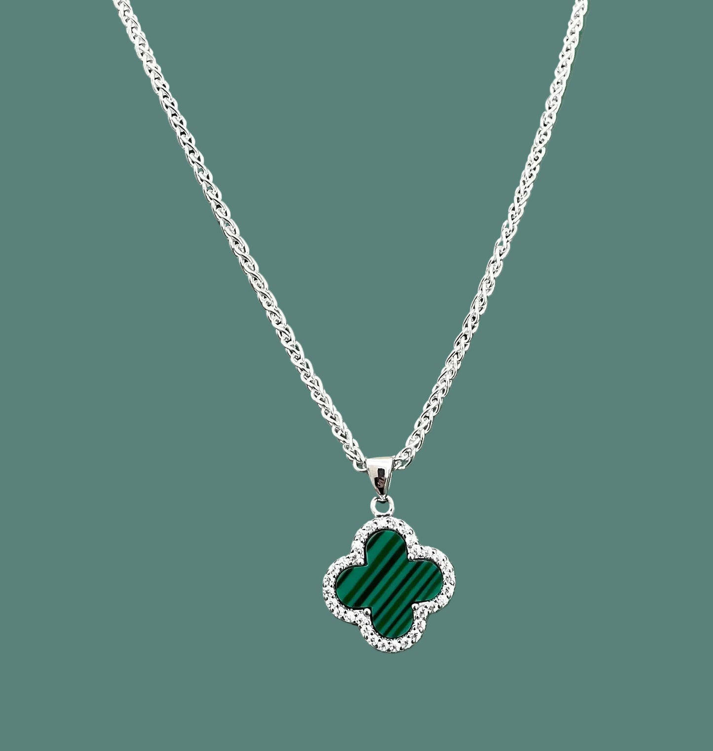 Necklace with green malachite clover pendant on spiga chain 18 inch 2mm solid 925 sterling silver Italy