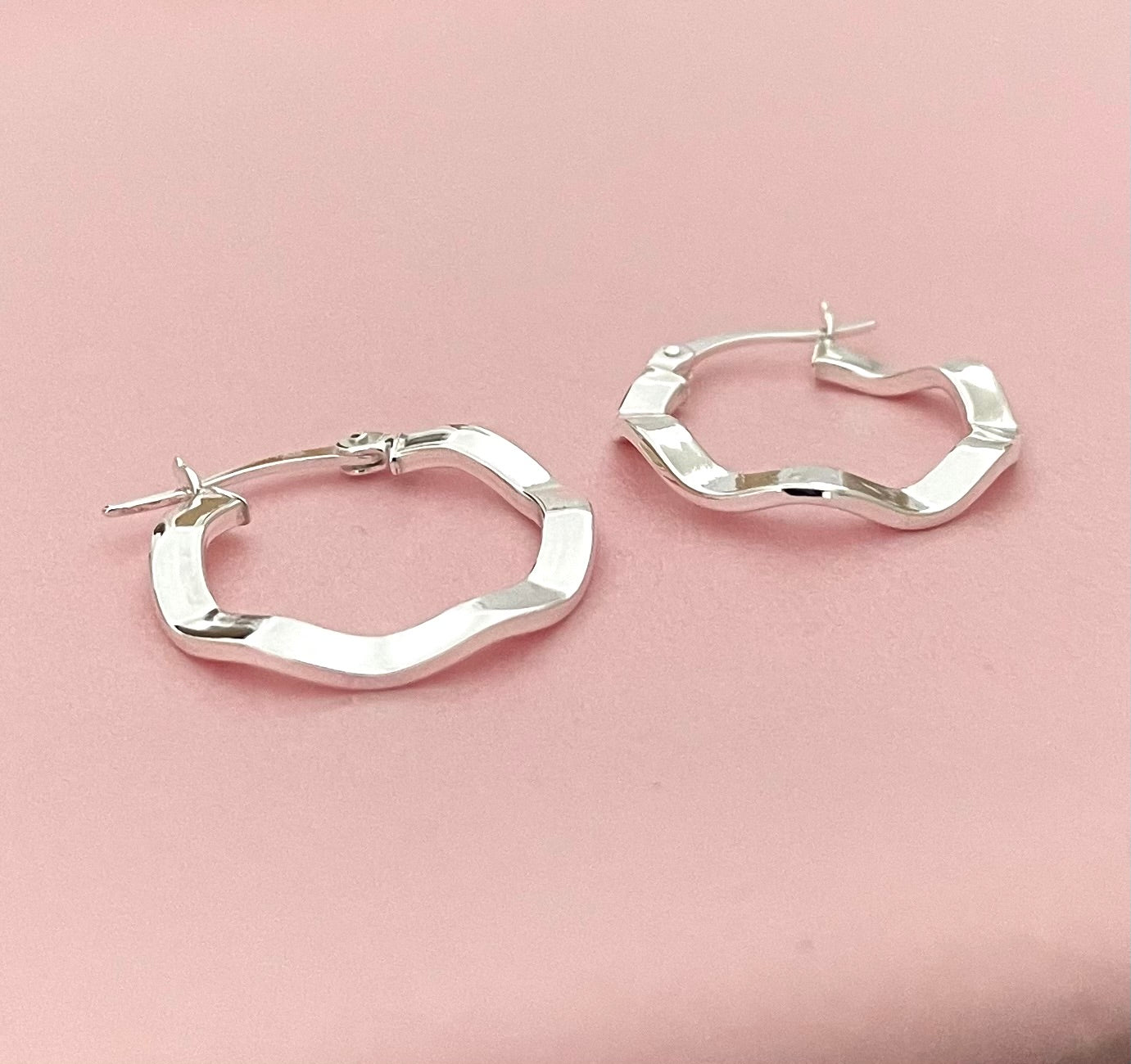 Solid 925 Sterling Silver Wavy Hoop Earrings 25mm size