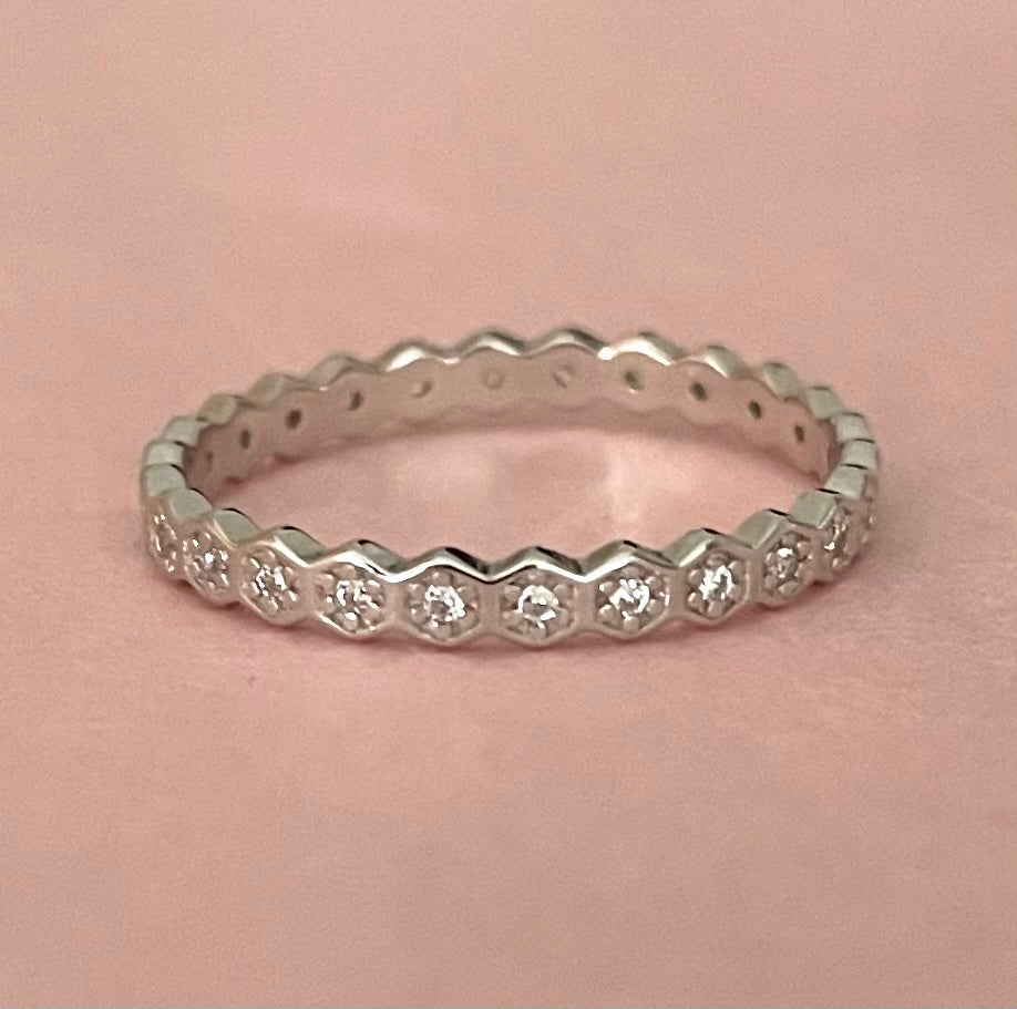 Sterling silver ring with flowers